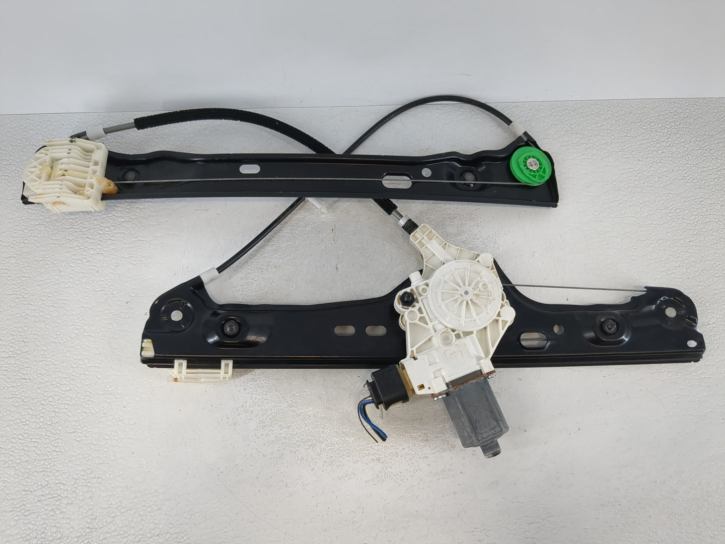 2007-2012 Bmw 328i Used Window Regulator Passenger Front - Oemusedautoparts1.com