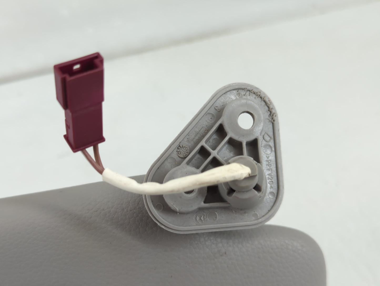 2009 Bmw 328i Sun Visor Shade Replacement Passenger Right Mirror Fits OEM Used Auto Parts - Oemusedautoparts1.com