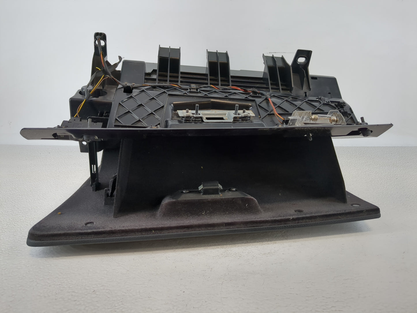 2009 Bmw 328i Passenger Glove Box Door Storage Compartment - Oemusedautoparts1.com