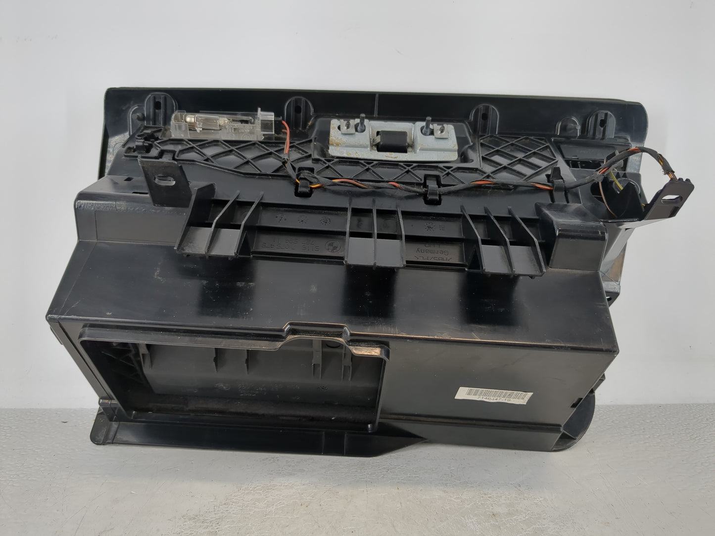 2009 Bmw 328i Passenger Glove Box Door Storage Compartment - Oemusedautoparts1.com