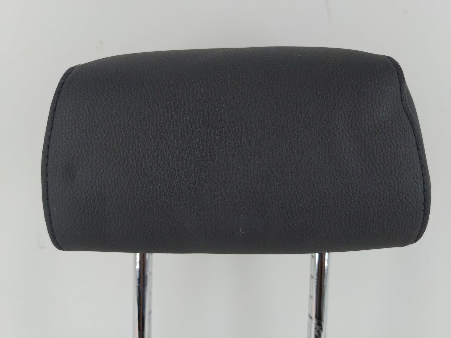 2009 Bmw 328i Headrest Head Rest Rear Seat Fits OEM Used Auto Parts - Oemusedautoparts1.com