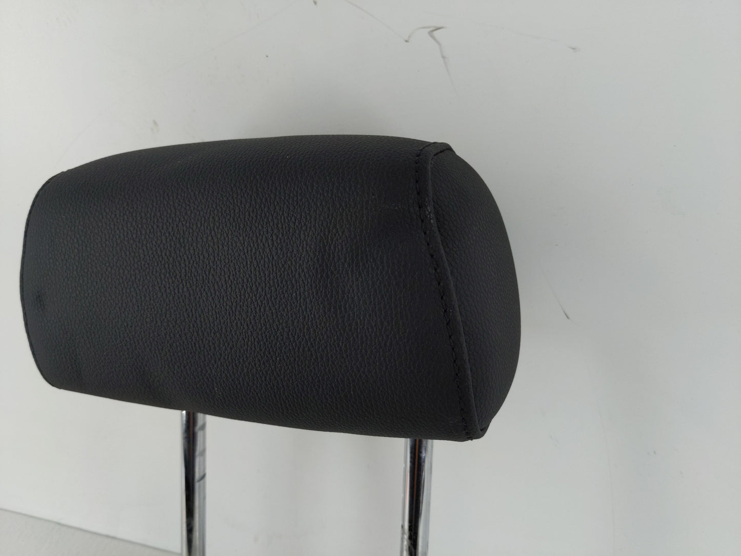 2009 Bmw 328i Headrest Head Rest Rear Seat Fits OEM Used Auto Parts - Oemusedautoparts1.com