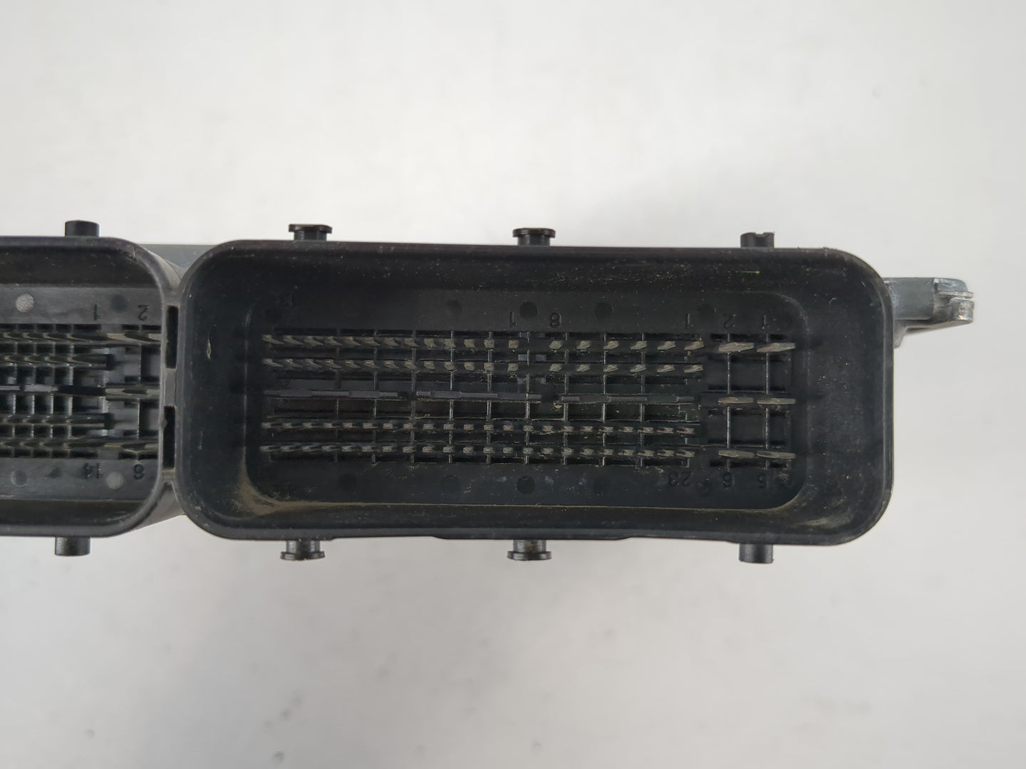 2009 Bmw 328i PCM Engine Control Computer ECU ECM PCU OEM Fits OEM Used Auto Parts - Oemusedautoparts1.com