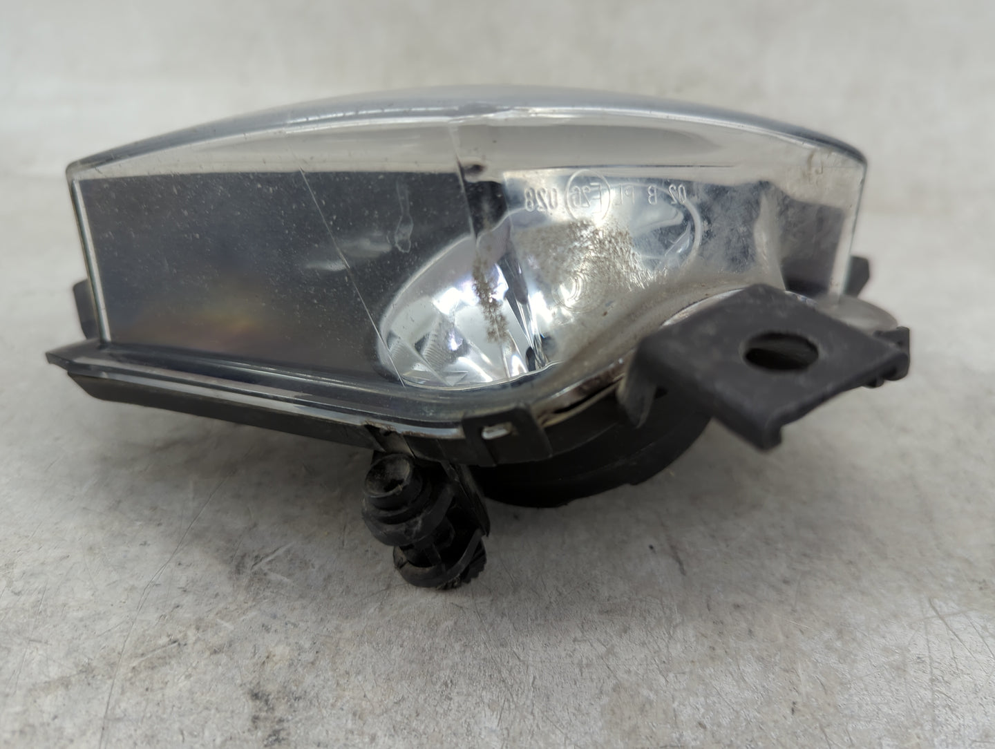 2007-2013 Bmw 328i Passenger Right Oem Fog Light Lamp Black - Oemusedautoparts1.com