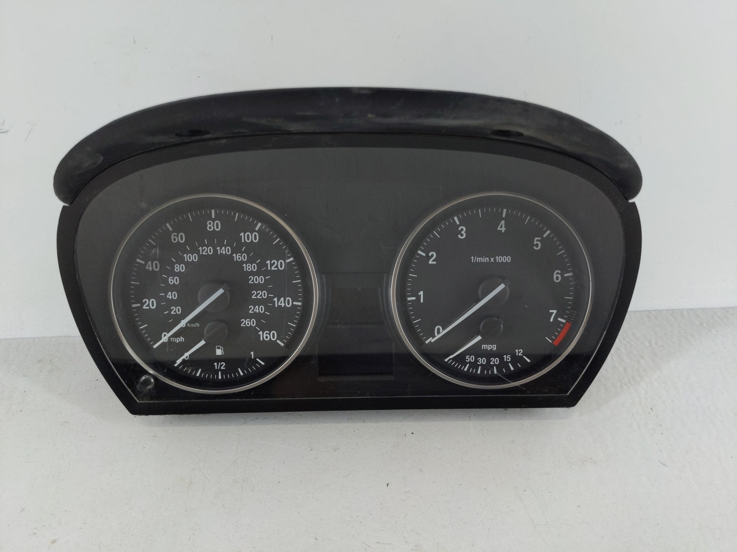 2007-2010 Bmw 328i Instrument Cluster Speedometer Gauges P/N:9187066-01 Fits Fits 2007 2008 2009 2010 OEM Used Auto Parts - 