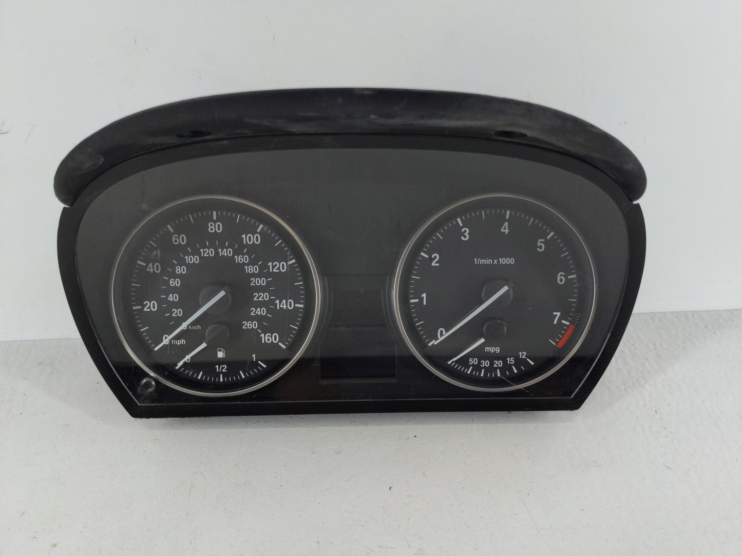 2007-2010 Bmw 328i Instrument Cluster Speedometer Gauges P/N:9187066-01 Fits Fits 2007 2008 2009 2010 OEM Used Auto Parts - 