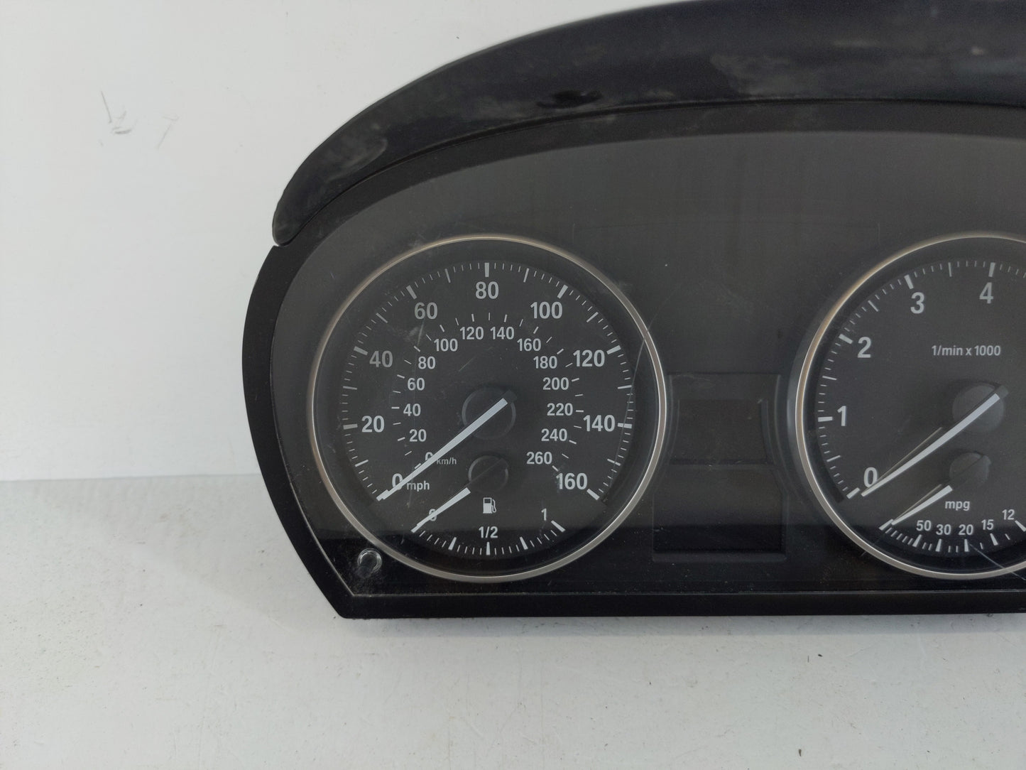 2007-2010 Bmw 328i Instrument Cluster Speedometer Gauges P/N:9187066-01 Fits Fits 2007 2008 2009 2010 OEM Used Auto Parts - 