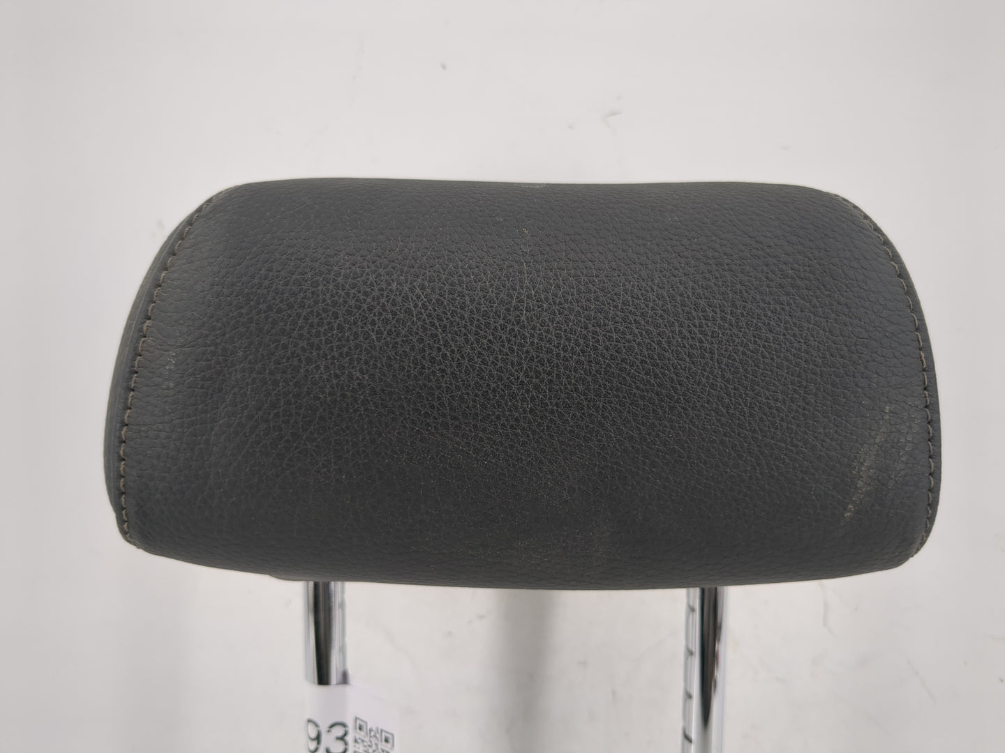 2007-2012 Bmw 328i Headrest Head Rest Rear Center Seat Fits Fits 2006 2007 2008 2009 2010 2011 2012 OEM Used Auto Parts - Oe