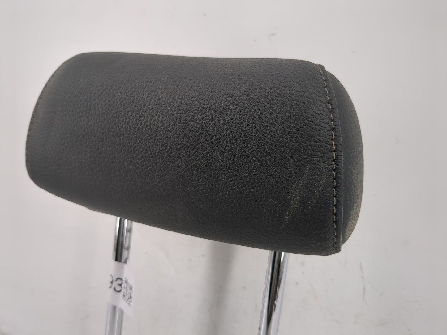 2007-2012 Bmw 328i Headrest Head Rest Rear Center Seat Fits Fits 2006 2007 2008 2009 2010 2011 2012 OEM Used Auto Parts - Oe