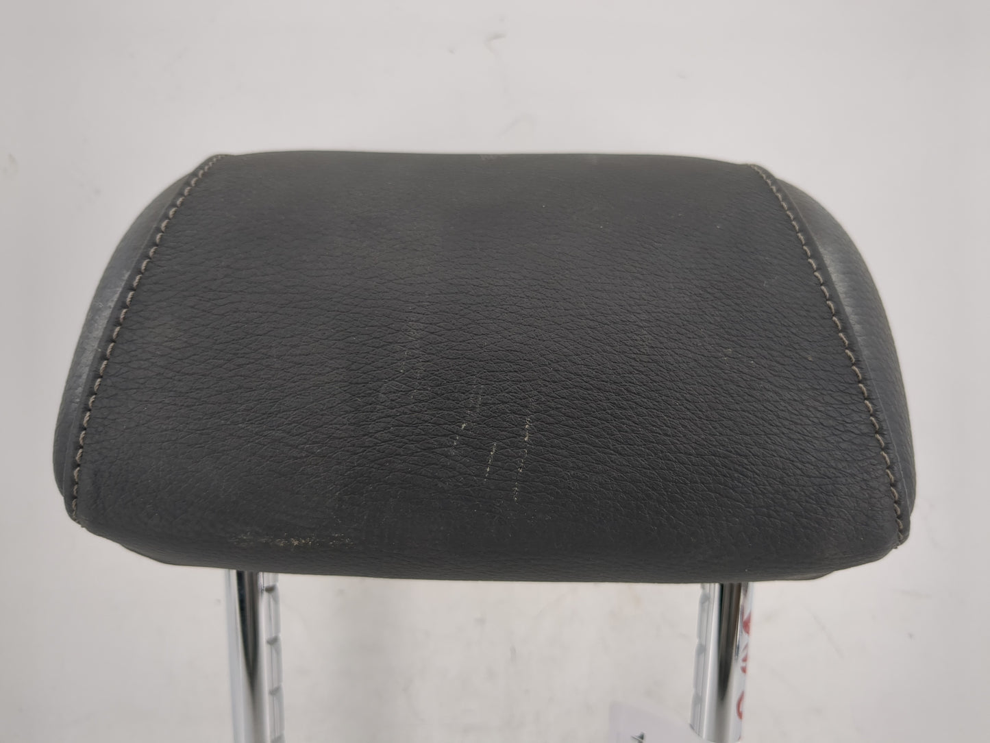 2007-2012 Bmw 328i Headrest Head Rest Rear Center Seat Fits Fits 2006 2007 2008 2009 2010 2011 2012 OEM Used Auto Parts - Oe