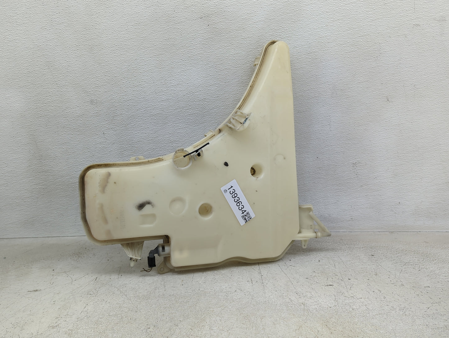 2007-2013 Bmw 328i Windshield Washer Fluid Reservoir Bottle Oem - Oemusedautoparts1.com