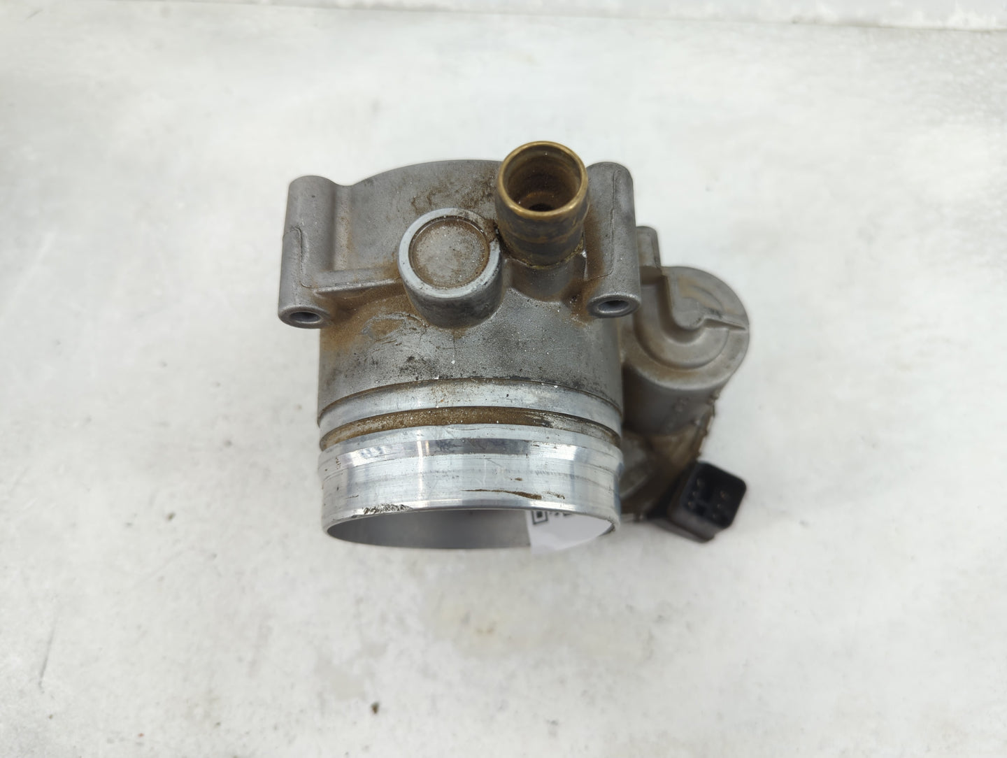 2007-2013 Bmw 328i Throttle Body P/N:A2C53179105 Fits Fits 2007 2008 2009 2010 2011 2012 2013 OEM Used Auto Parts - Oemuseda