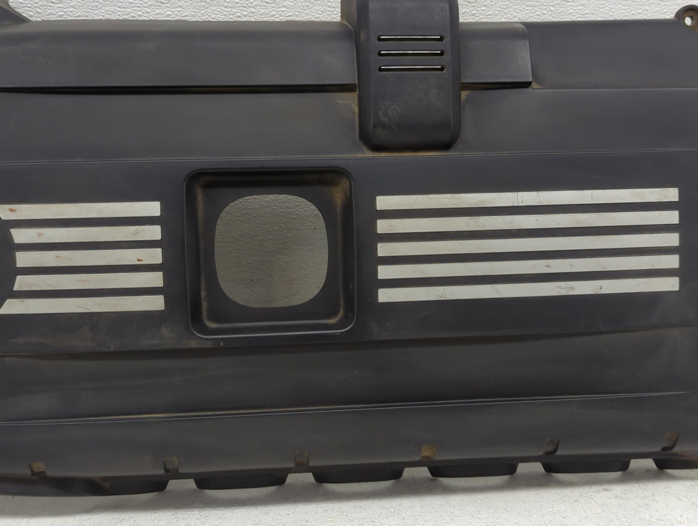 2009 Bmw 328i Engine Cover - Oemusedautoparts1.com
