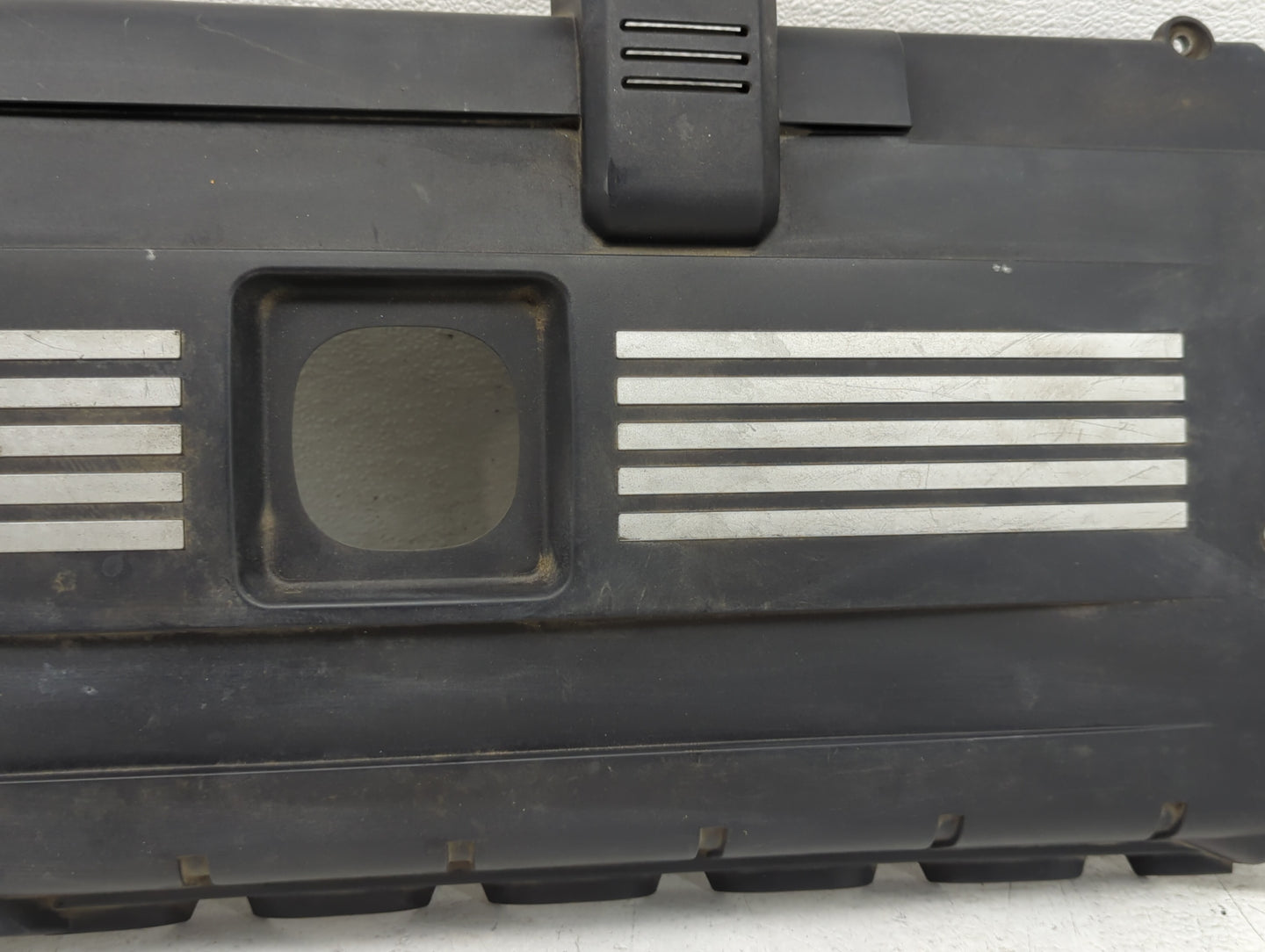 2009 Bmw 328i Engine Cover - Oemusedautoparts1.com