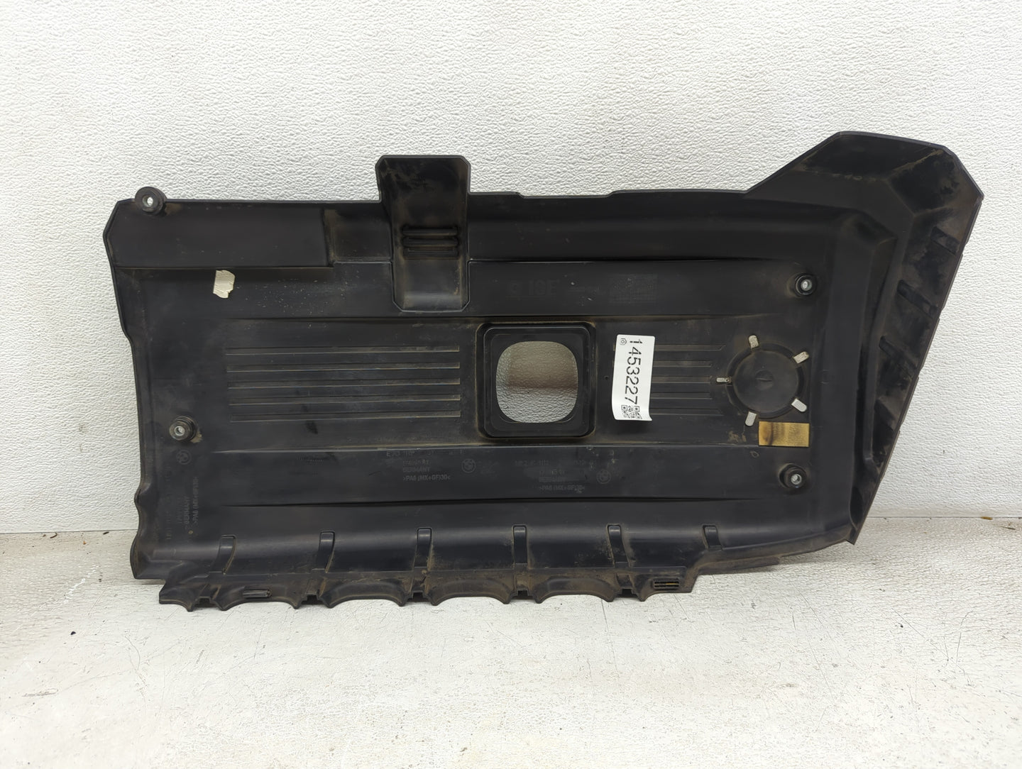 2009 Bmw 328i Engine Cover - Oemusedautoparts1.com