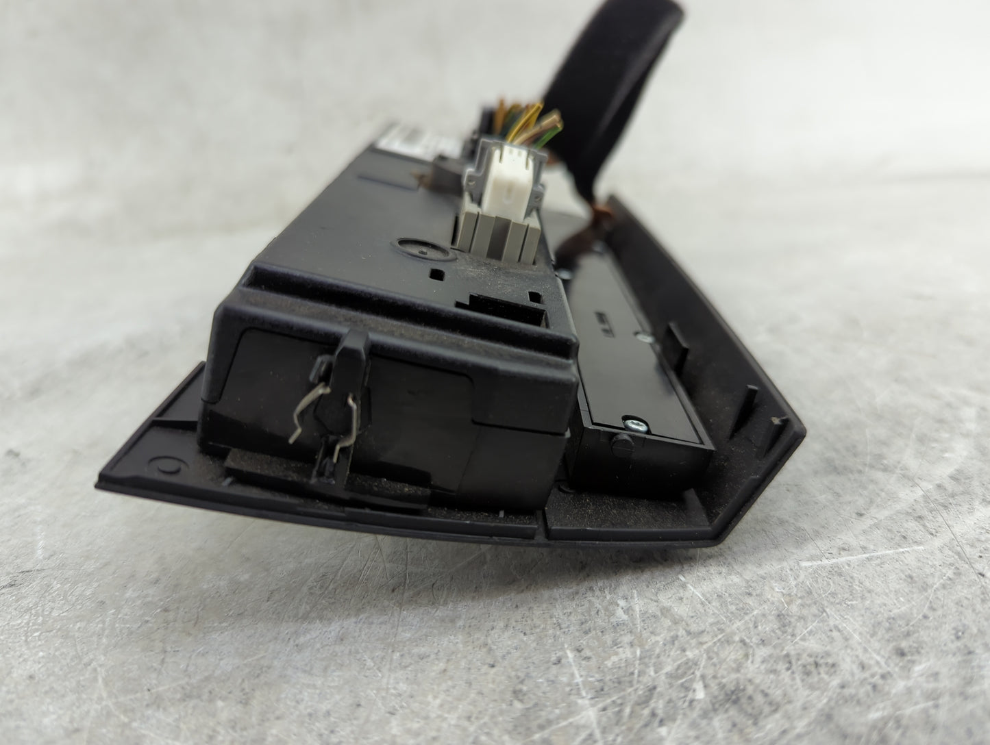 2007-2009 Bmw 328i Climate Control Module Temperature AC/Heater Replacement P/N:9199260-01 Fits Fits 2007 2008 2009 OEM Used