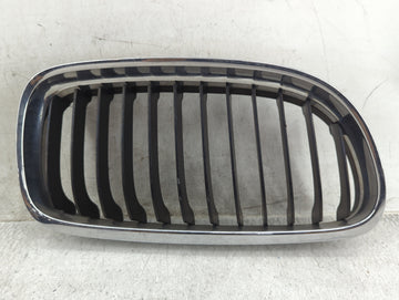 2009-2012 Bmw 328i Front Grille Bumper Not Included - Oemusedautoparts1.com