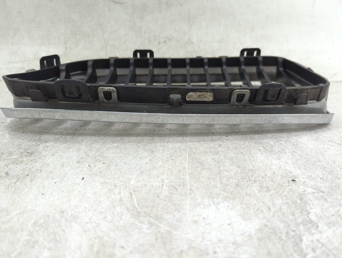 2009-2012 Bmw 328i Front Grille Bumper Not Included 1459492 - Oemusedautoparts1.com