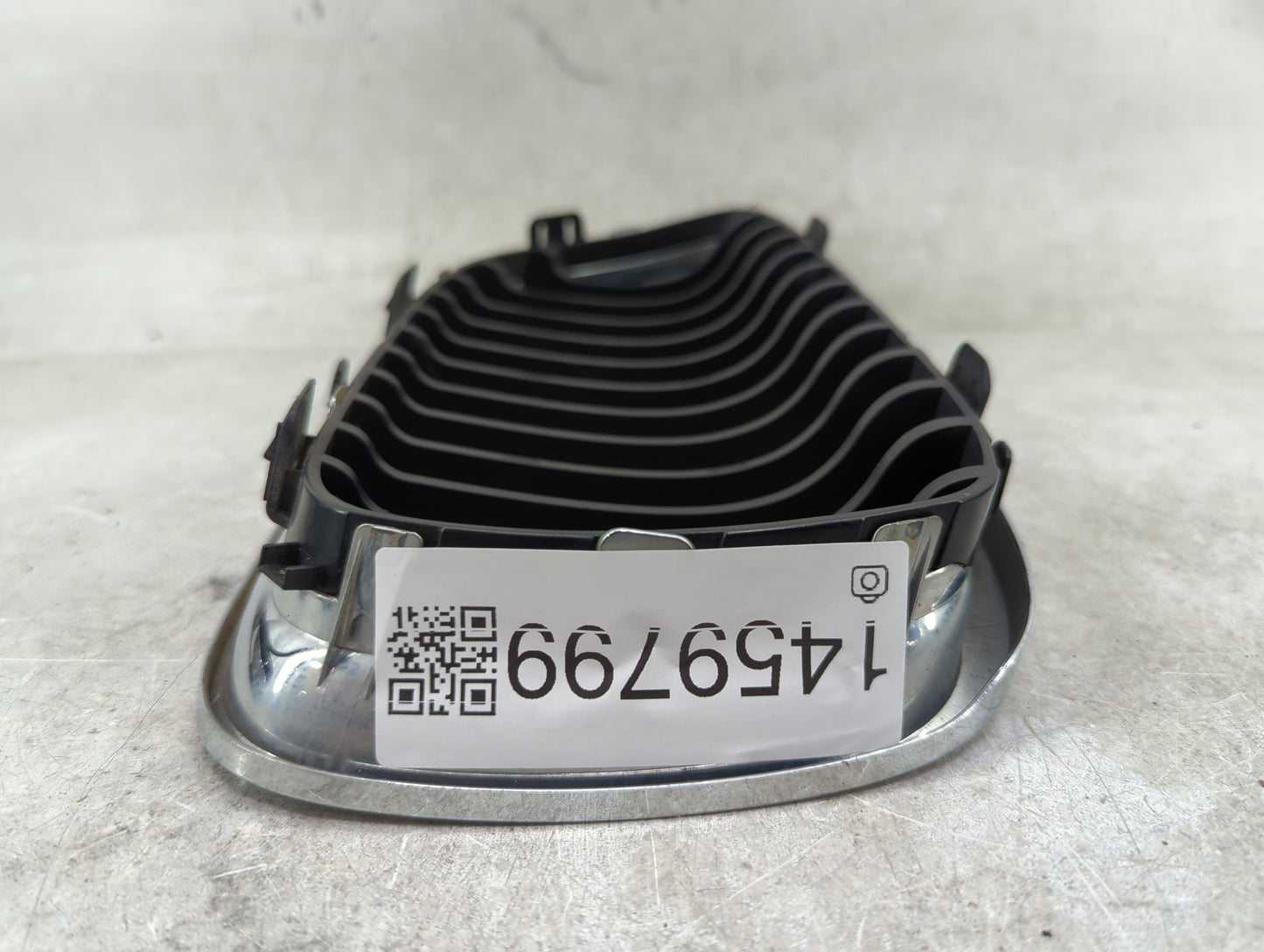 2009-2012 Bmw 328i Front Grille Bumper Not Included 1459799 - Oemusedautoparts1.com