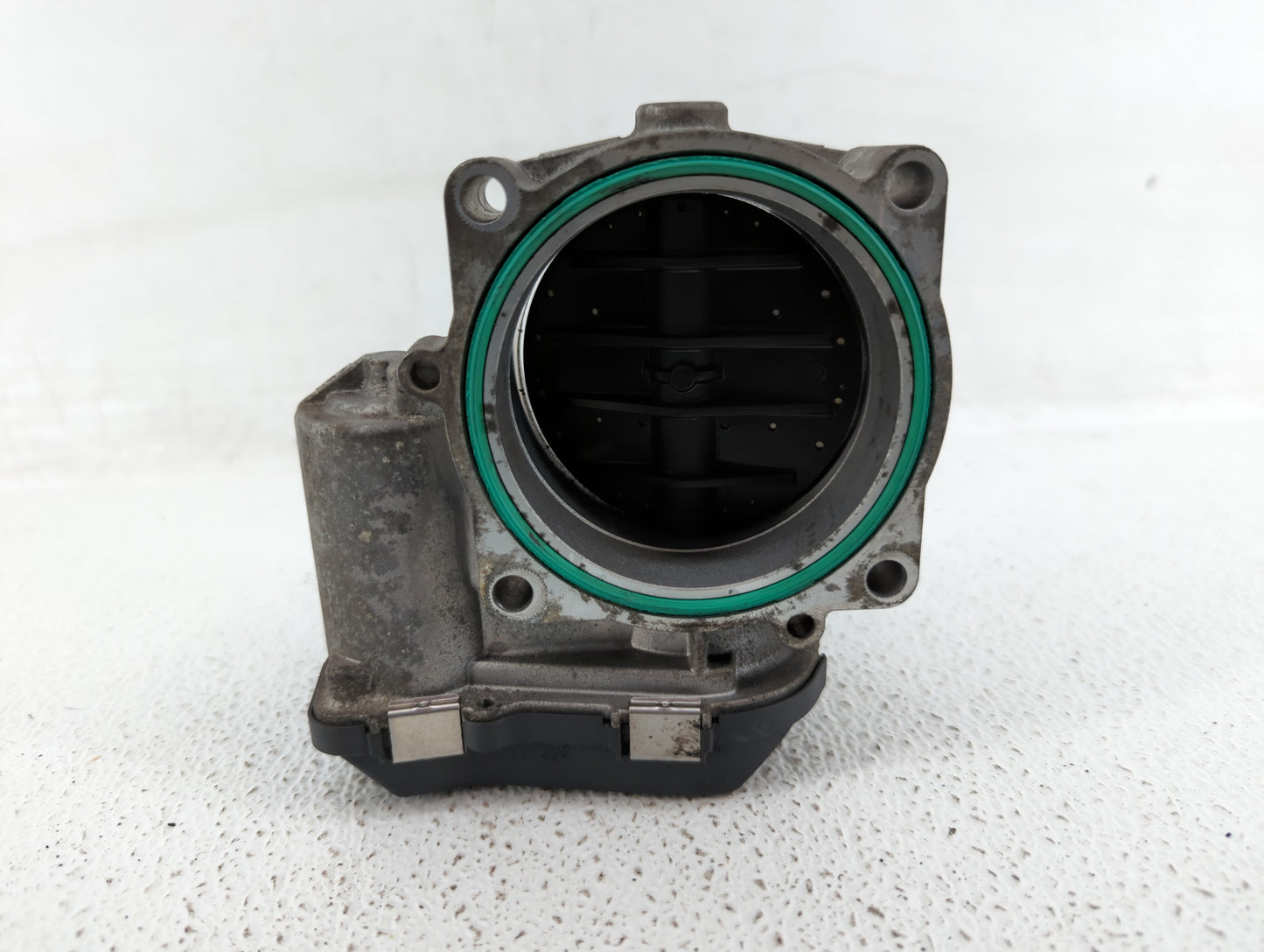 2007-2013 Bmw 328i Throttle Body P/N:A2C53112155 Fits Fits 2007 2008 2009 2010 2011 2012 2013 OEM Used Auto Parts - Oemuseda