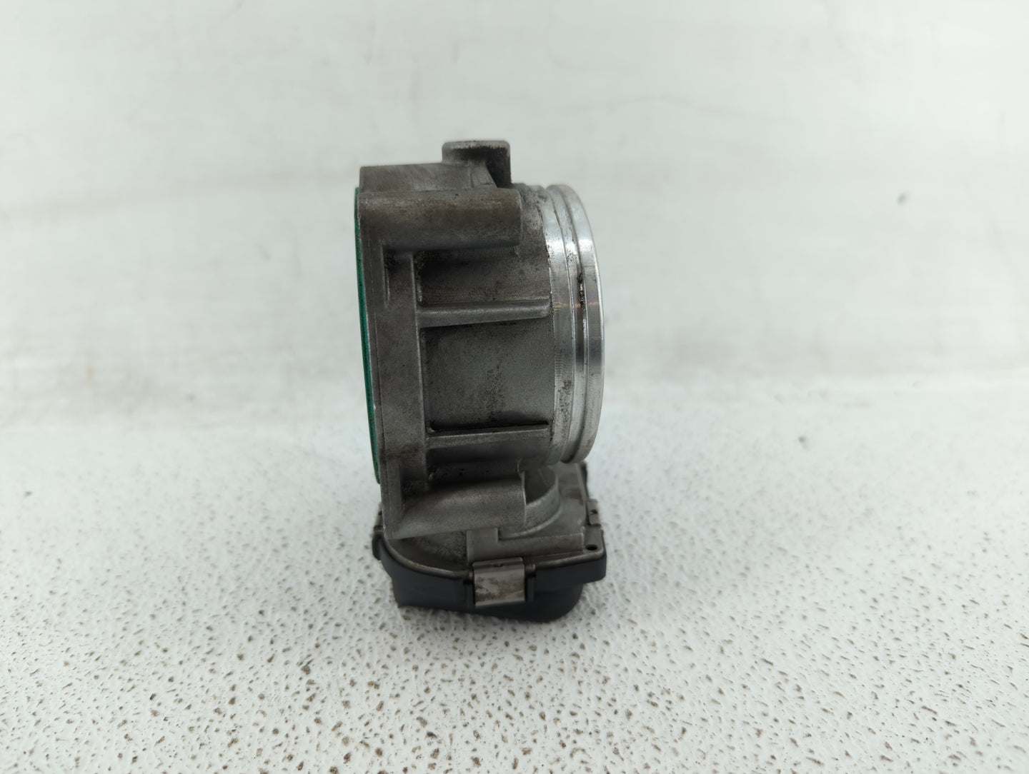 2007-2013 Bmw 328i Throttle Body P/N:1354 7556118-04 1354 7556118-03 Fits Fits 2007 2008 2009 2010 2011 2012 2013 OEM Used A