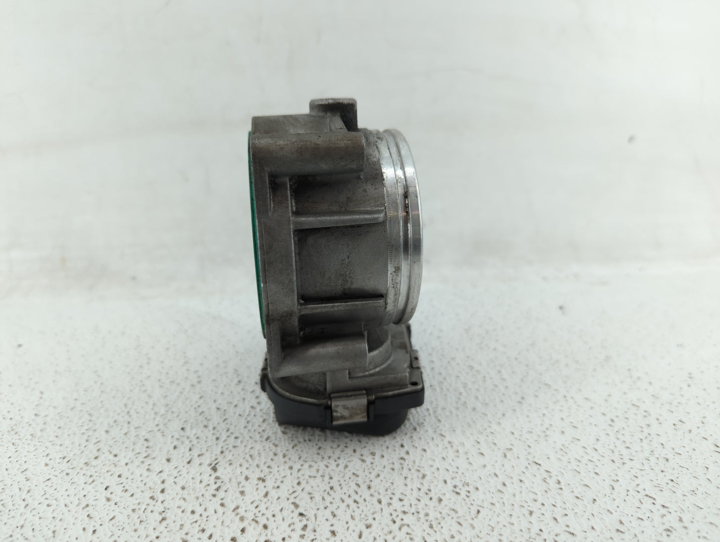 2007-2013 Bmw 328i Throttle Body P/N:1354 7556118-04 1354 7556118-03 Fits Fits 2007 2008 2009 2010 2011 2012 2013 OEM Used A