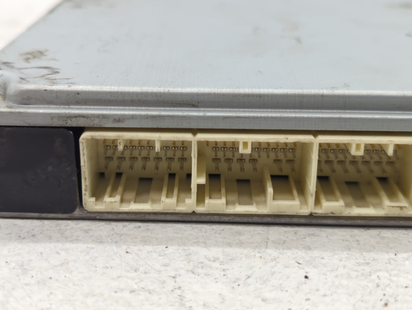 2009 Bmw 328i PCM Engine Control Computer ECU ECM PCU OEM P/N:89661-0E240 Fits OEM Used Auto Parts - Oemusedautoparts1.com