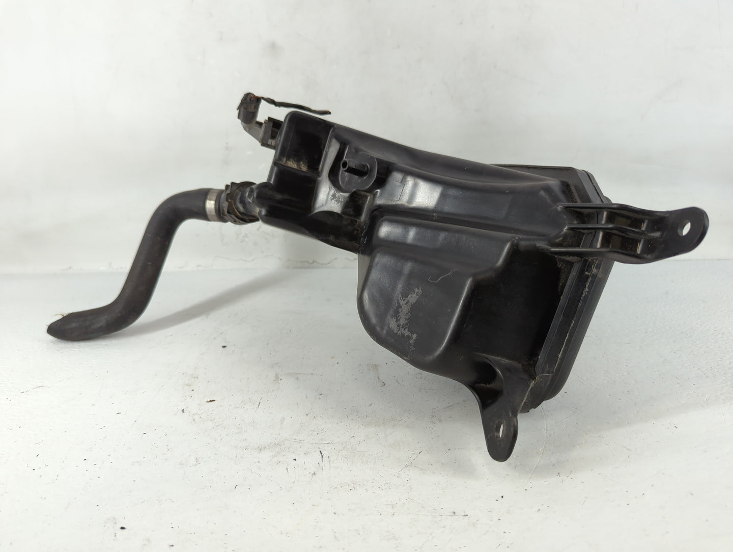 2007-2013 Bmw 328i Radiator Coolant Overflow Expansion Tank Bottle - Oemusedautoparts1.com