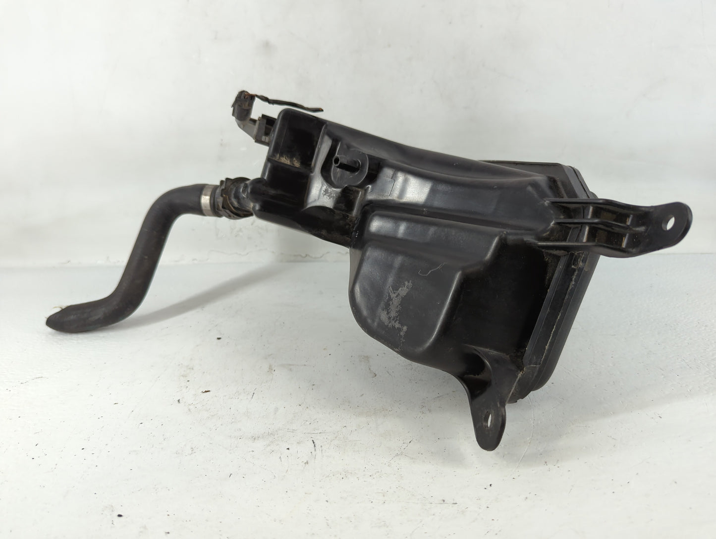 2007-2013 Bmw 328i Radiator Coolant Overflow Expansion Tank Bottle - Oemusedautoparts1.com