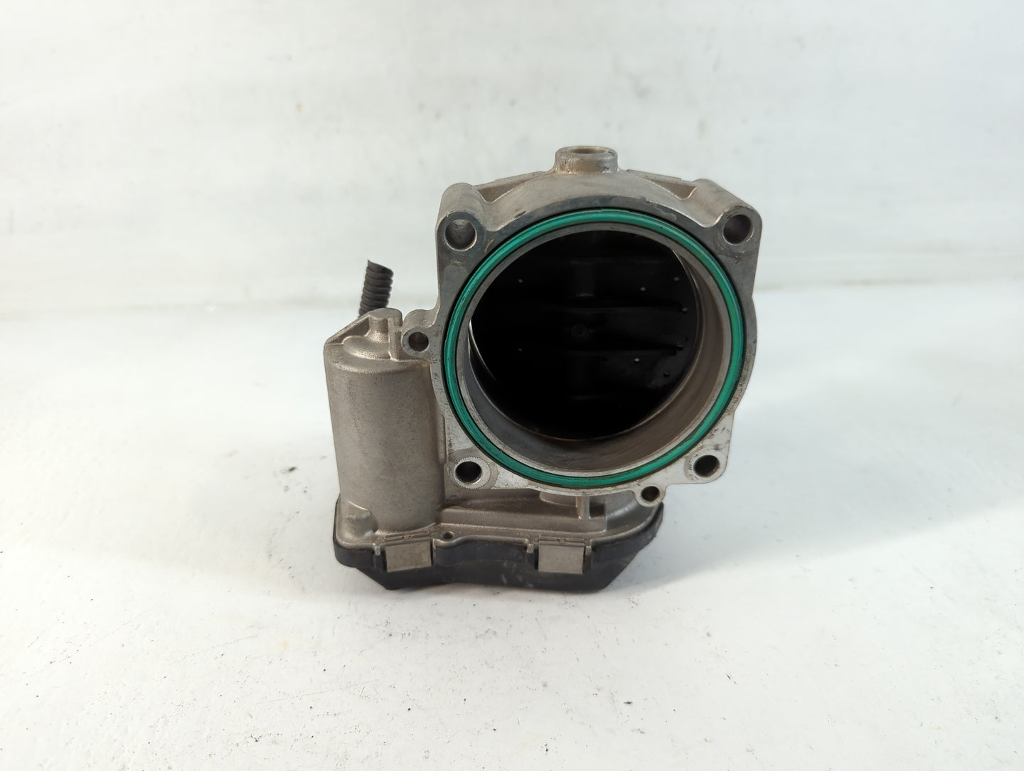 2007-2013 Bmw 328i Throttle Body P/N:A2C53112155 1354 7556118-03 Fits Fits 2007 2008 2009 2010 2011 2012 2013 OEM Used Auto 