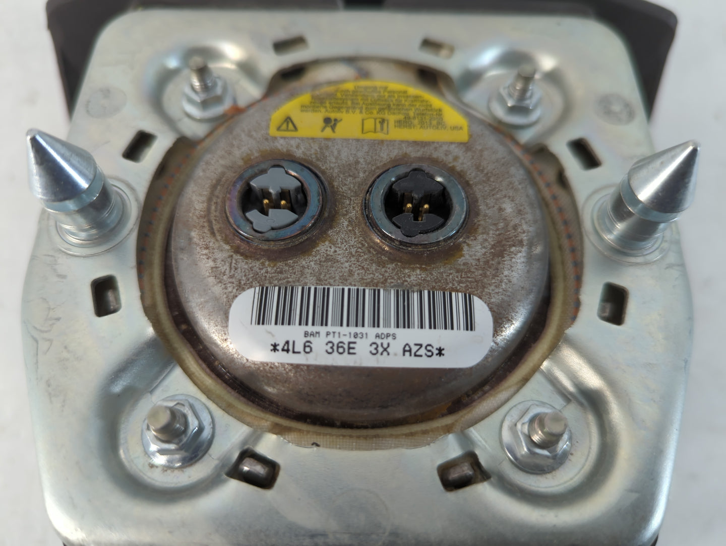 2007-2013 Bmw 328i Air Bag Driver Left Steering Wheel Mounted P/N:BT43-78043B13-AK39M7 Fits OEM Used Auto Parts - Oemusedaut