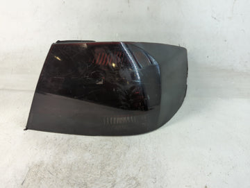 2007-2010 Bmw 328i Tail Light Assembly Passenger Right OEM P/N:0321-7 174 404 Fits Fits 2007 2008 2009 2010 OEM Used Auto Pa