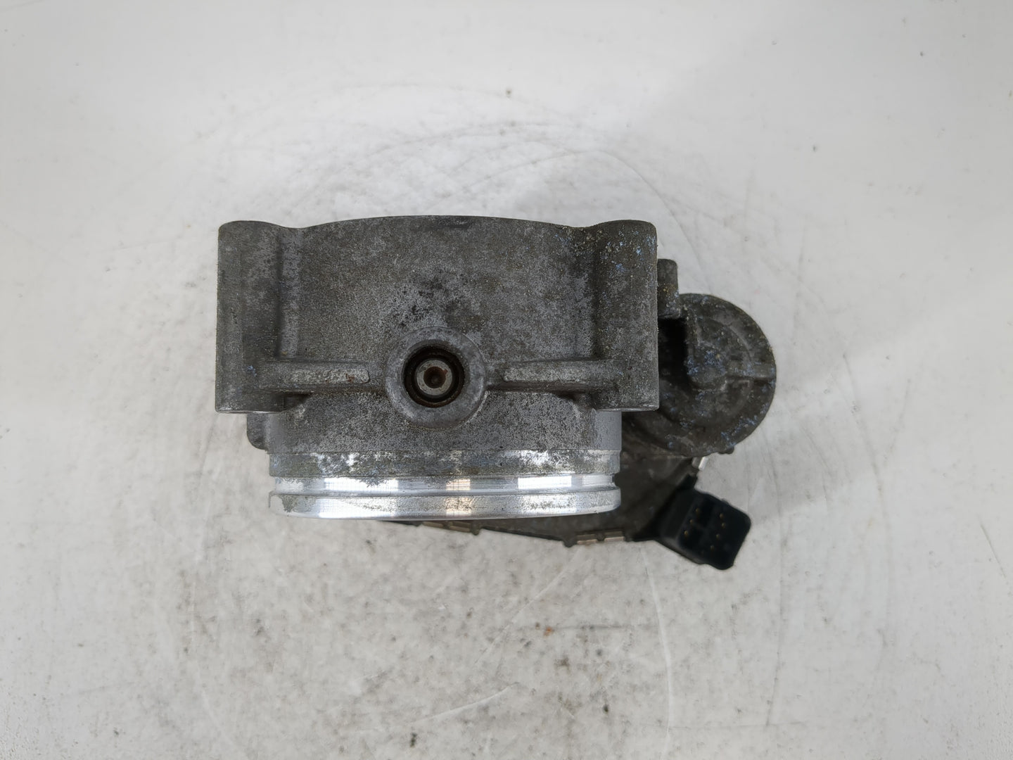 2009 Bmw 328i Xdrive Throttle Body Fits Fits 2007 2008 2010 2011 2012 2013 OEM Used Auto Parts - Oemusedautoparts1.com
