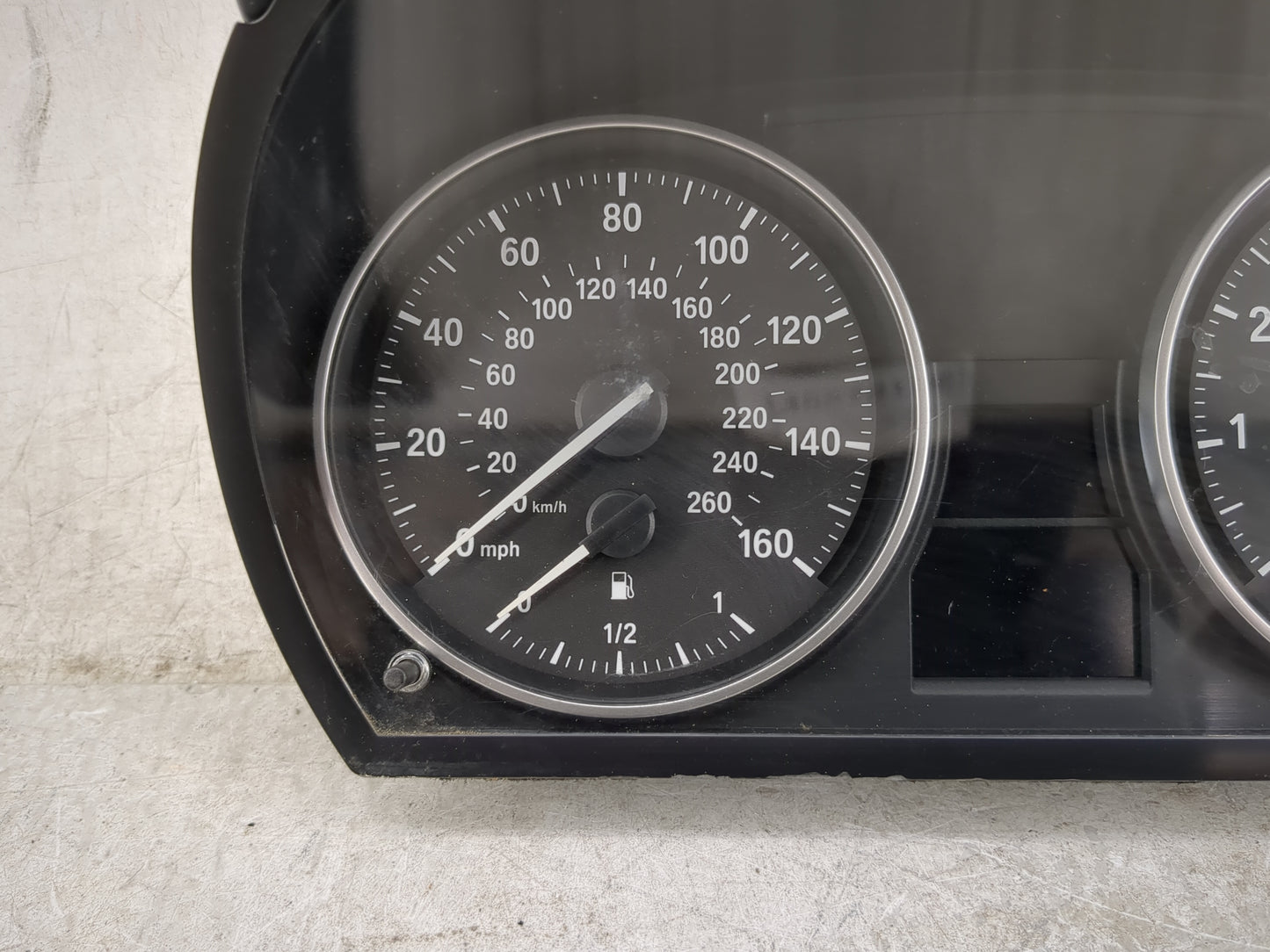 2009-2012 Bmw 335 Instrument Cluster Speedometer Gauges P/N:9187084-01 A2C53321864 Miles:129K Fits Fits 2009 2010 2011 2012 