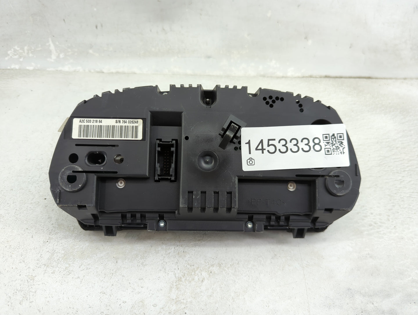 2009-2012 Bmw 335 Instrument Cluster Speedometer Gauges P/N:9187084-01 14369510 Miles:86K Fits Fits 2009 2010 2011 2012 OEM 
