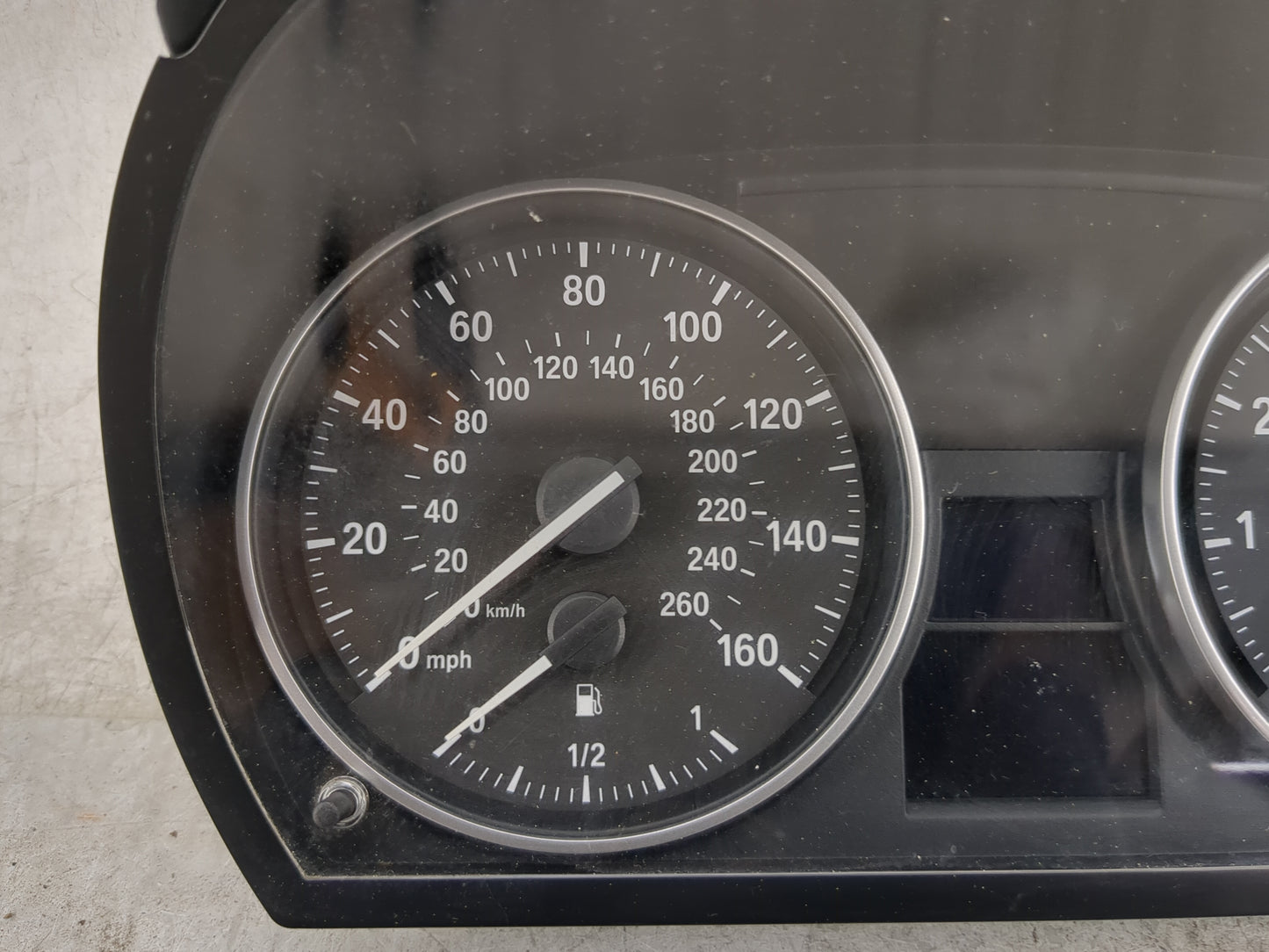 2009-2012 Bmw 335 Instrument Cluster Speedometer Gauges P/N:9187084-01 A2C53321864 Miles:143K Fits Fits 2009 2010 2011 2012 