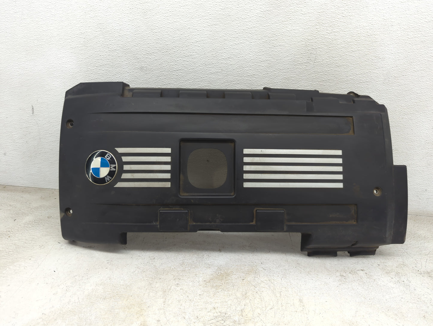 2009 Bmw 335i Engine Cover - Oemusedautoparts1.com
