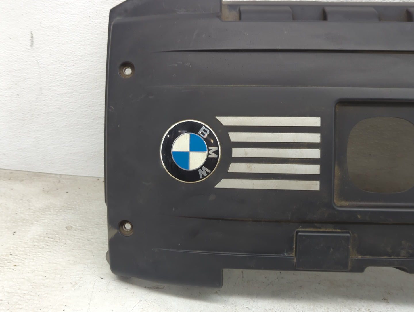 2009 Bmw 335i Engine Cover - Oemusedautoparts1.com