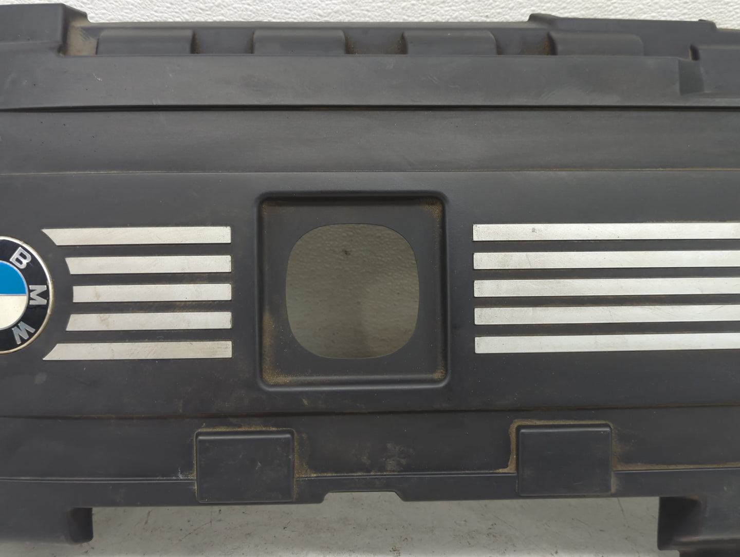 2009 Bmw 335i Engine Cover - Oemusedautoparts1.com
