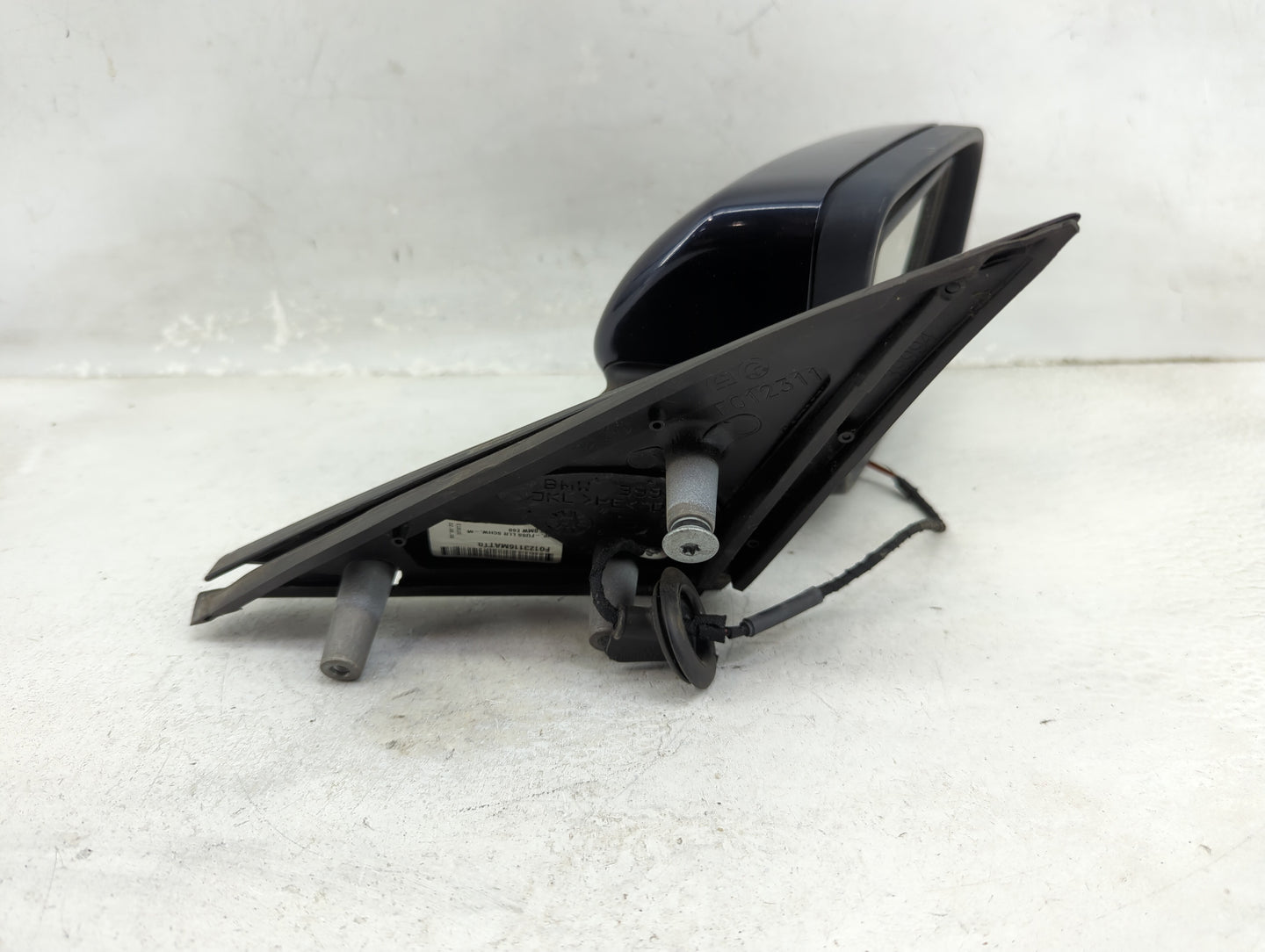 2008-2010 Bmw 528 Passenger Side View Mirror - Right Door Mirror OEM Used - Oemusedautoparts1.com