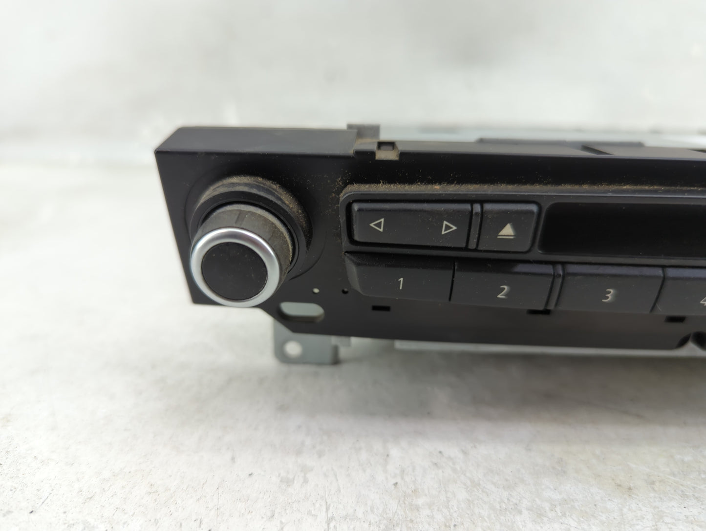 2008-2010 Bmw 528 Radio AM FM Cd Player Receiver Replacement P/N:VP8KAF-18C852-LE 9192682-01 Fits Fits 2008 2009 2010 OEM Us