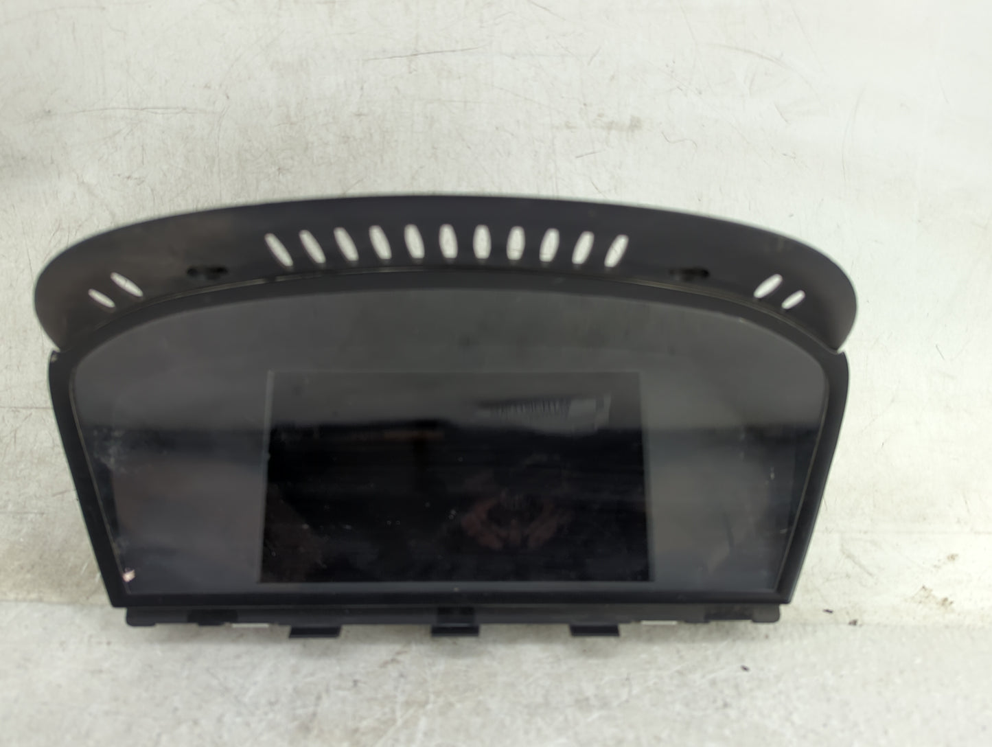 Bmw 528 Information Display Screen - Oemusedautoparts1.com