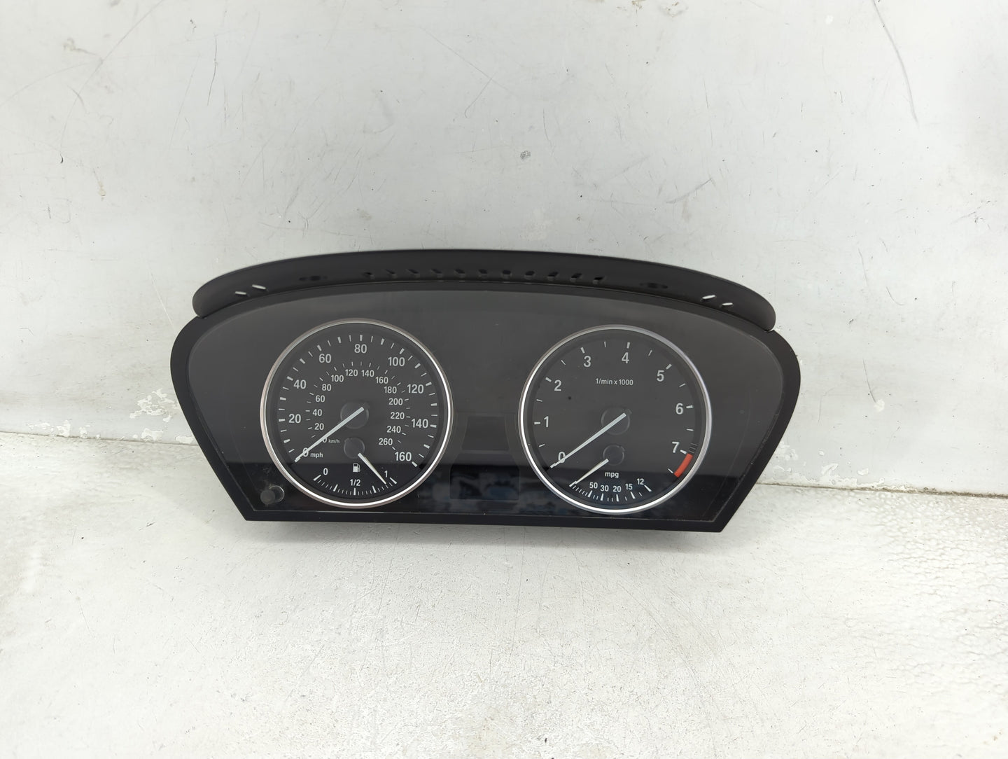 2008-2010 Bmw 528 Instrument Cluster Speedometer Gauges P/N:62.10-9 194 887 110.080.398/043 Miles: Fits Fits 2008 2009 2010 