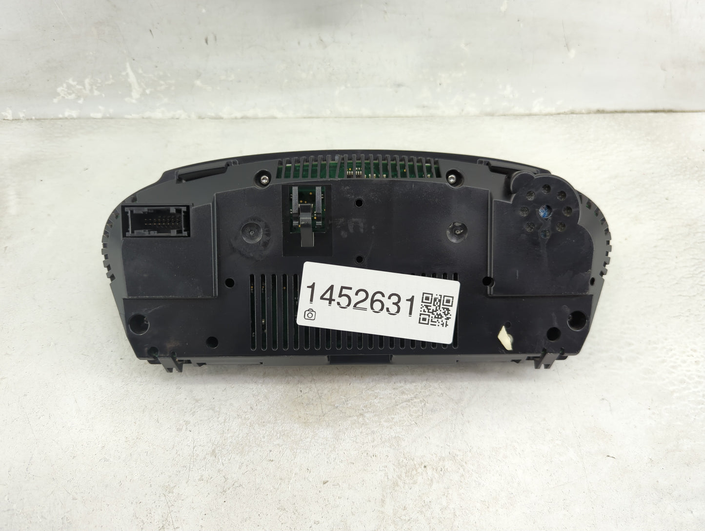 2008-2010 Bmw 528 Instrument Cluster Speedometer Gauges P/N:62.10-9 194 887 110.080.398/043 Miles: Fits Fits 2008 2009 2010 