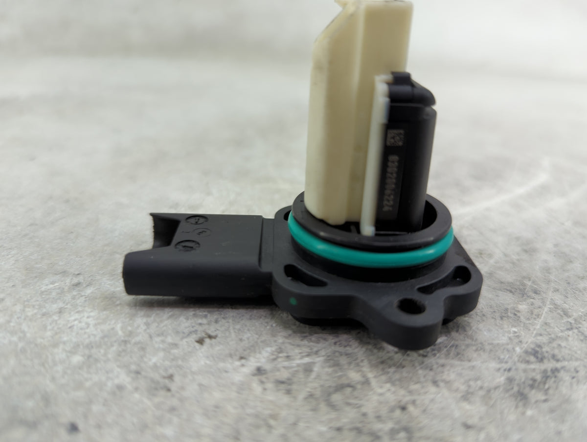 Bmw 528 Mass Air Flow Meter Maf Sensor 1454073 - Oemusedautoparts1.com