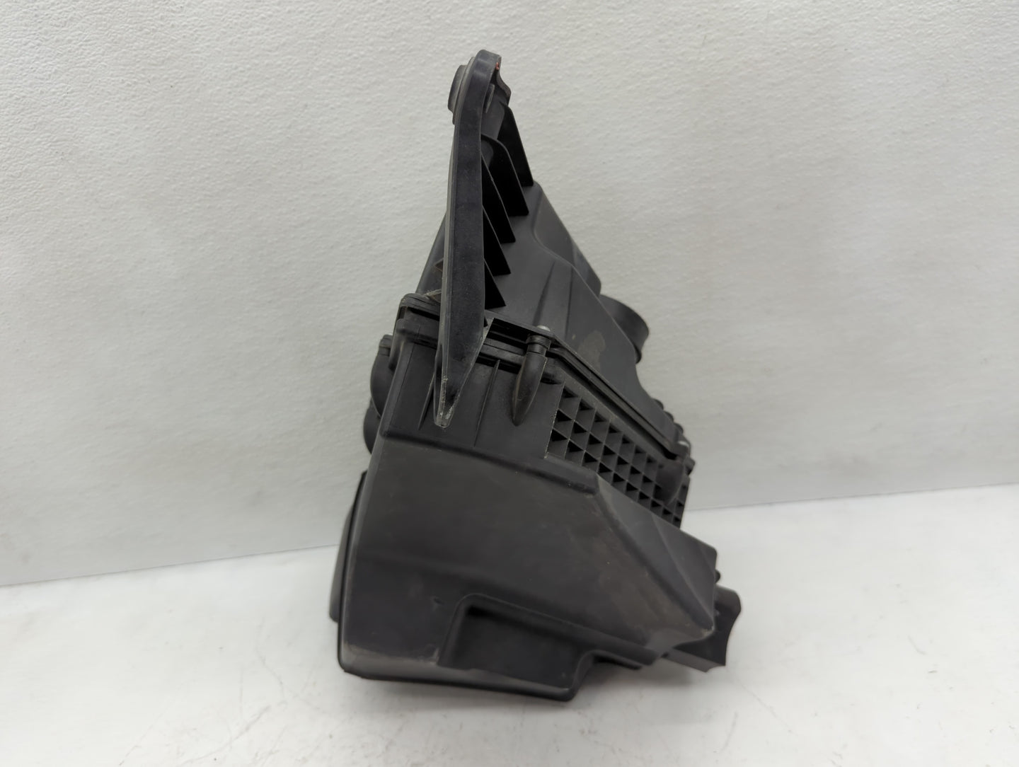 Bmw 528i Air Cleaner Intake-duct Hose Tube - Oemusedautoparts1.com