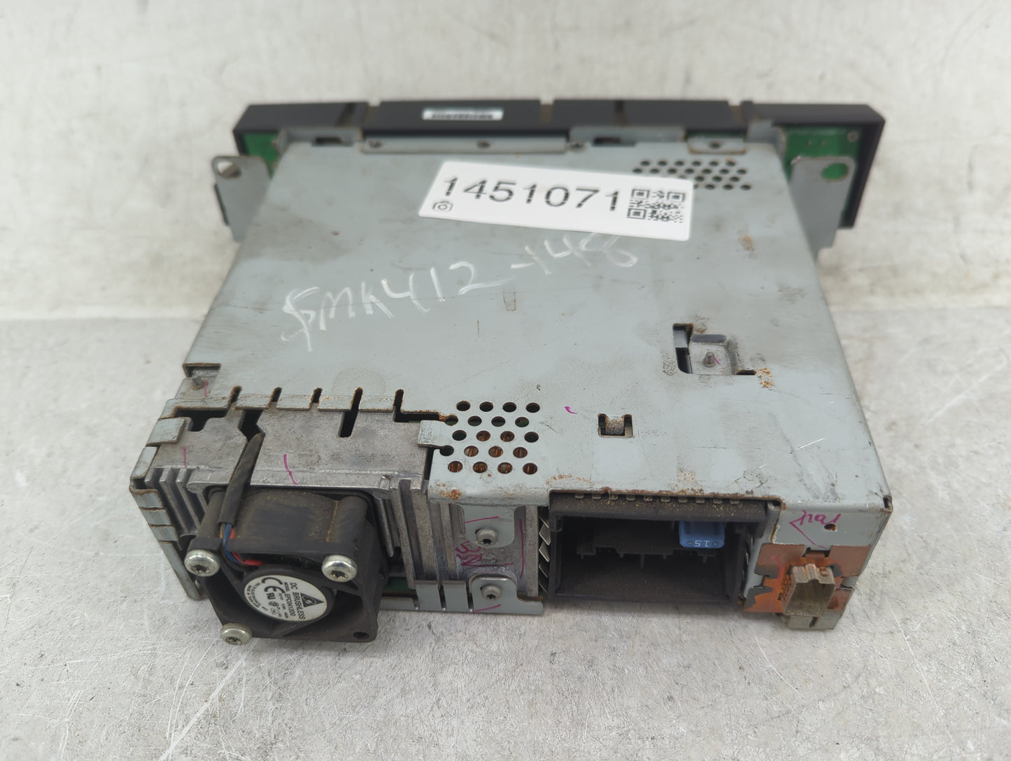 2008-2010 Bmw 528i Radio AM FM Cd Player Receiver Replacement P/N:VP8KAF-18C852-LE 9192682-01, 144721 10 Fits Fits 2008 2009