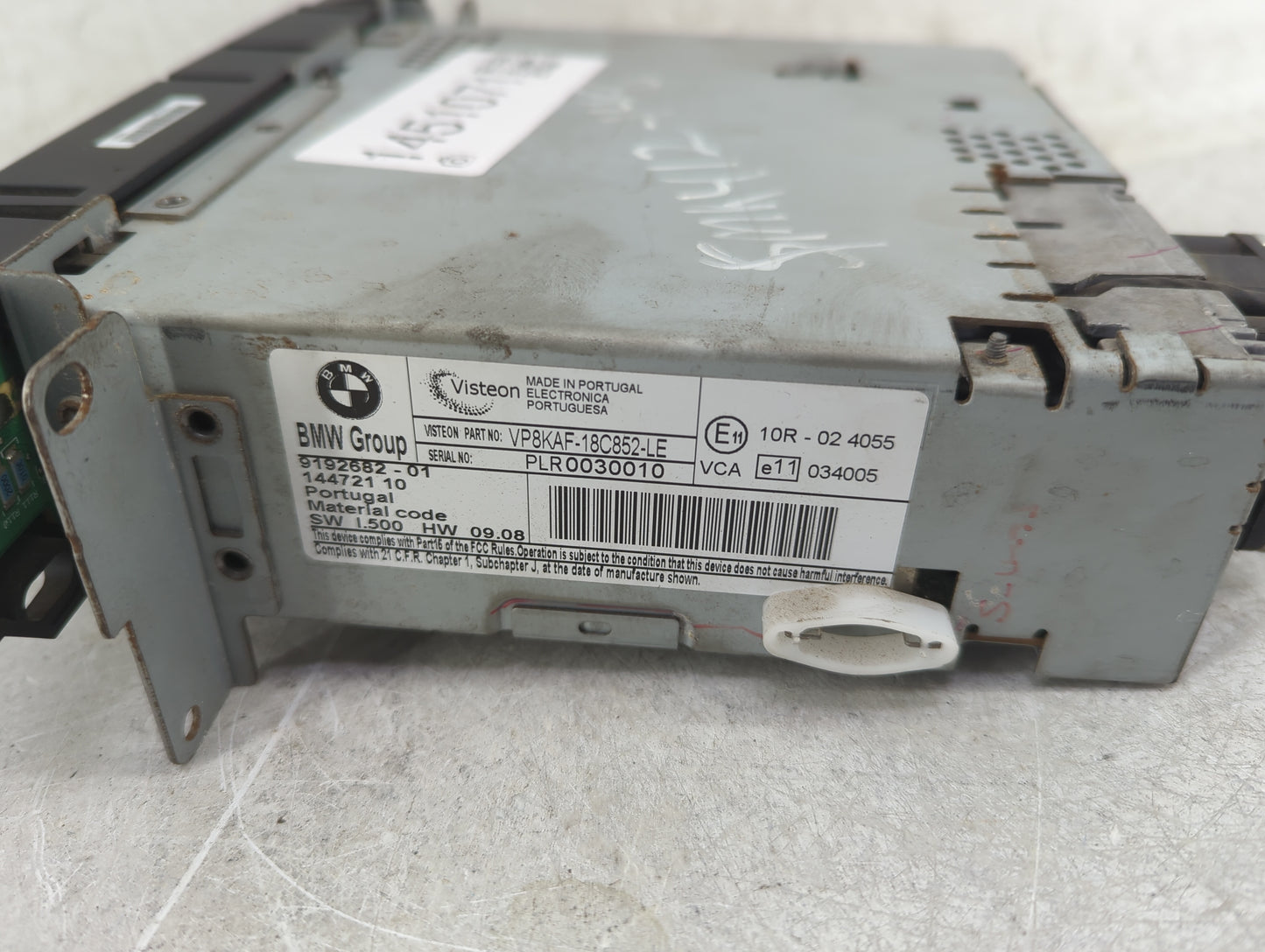 2008-2010 Bmw 528i Radio AM FM Cd Player Receiver Replacement P/N:VP8KAF-18C852-LE 9192682-01, 144721 10 Fits Fits 2008 2009