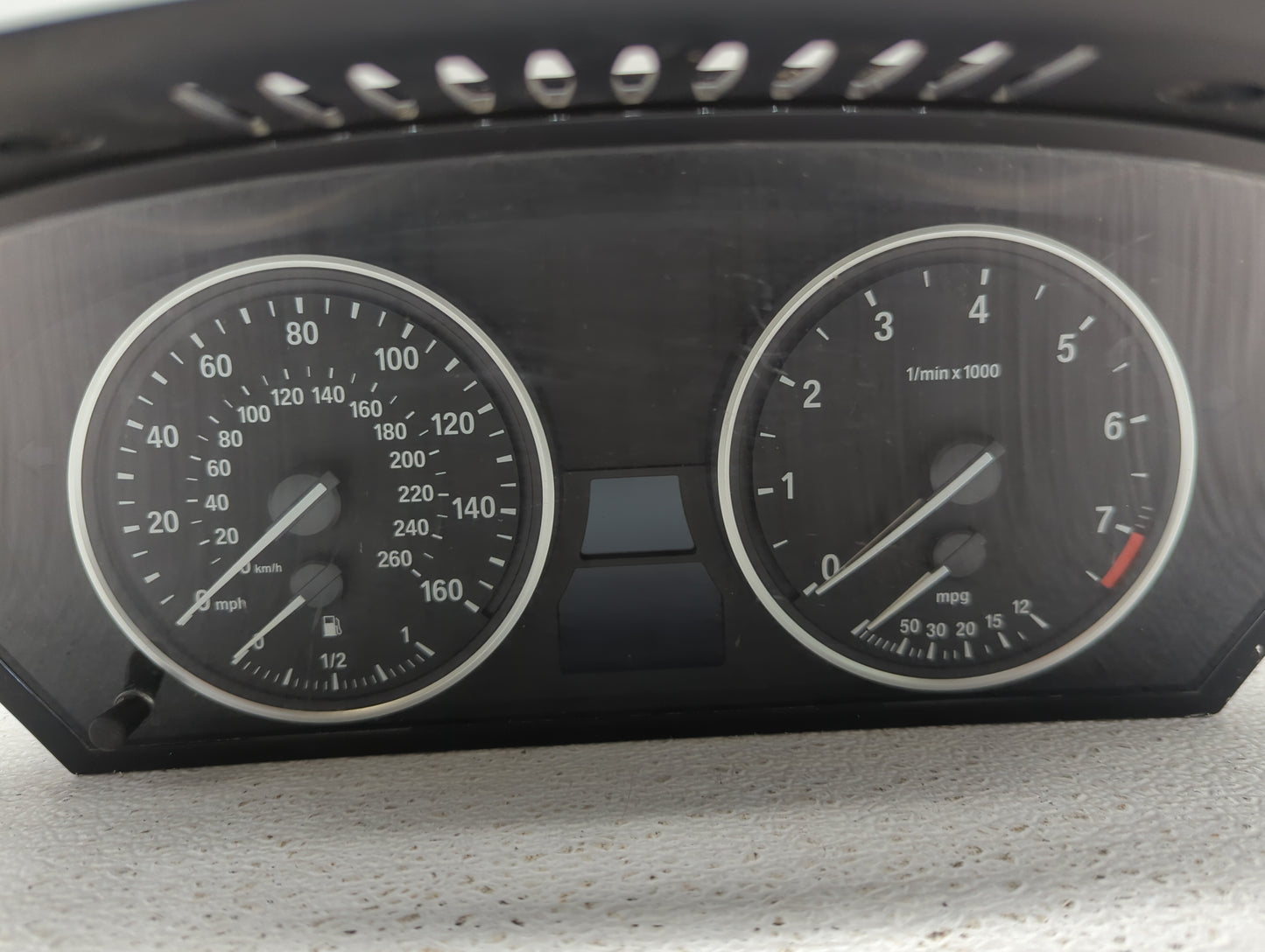 2008-2010 Bmw 528i Instrument Cluster Speedometer Gauges P/N:110.080.398/043 62.10-9 194 887 Fits Fits 2008 2009 2010 OEM Us