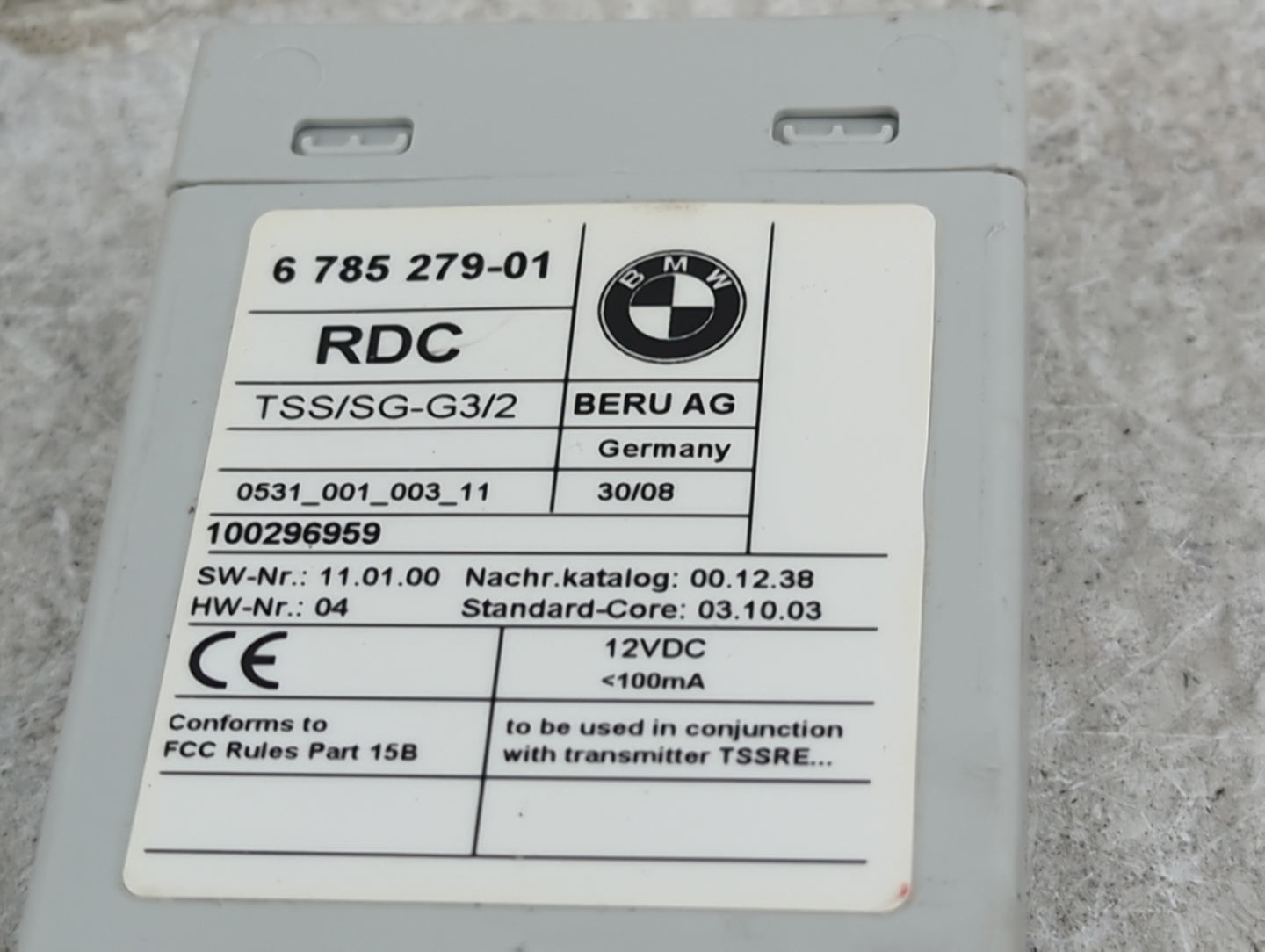 2008-2010 Bmw 528i Body Control Module Bcm Inner Cabin Fuse Box - Oemusedautoparts1.com